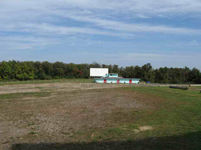 Twin Hi-Way Drive-In - 2013 Photo